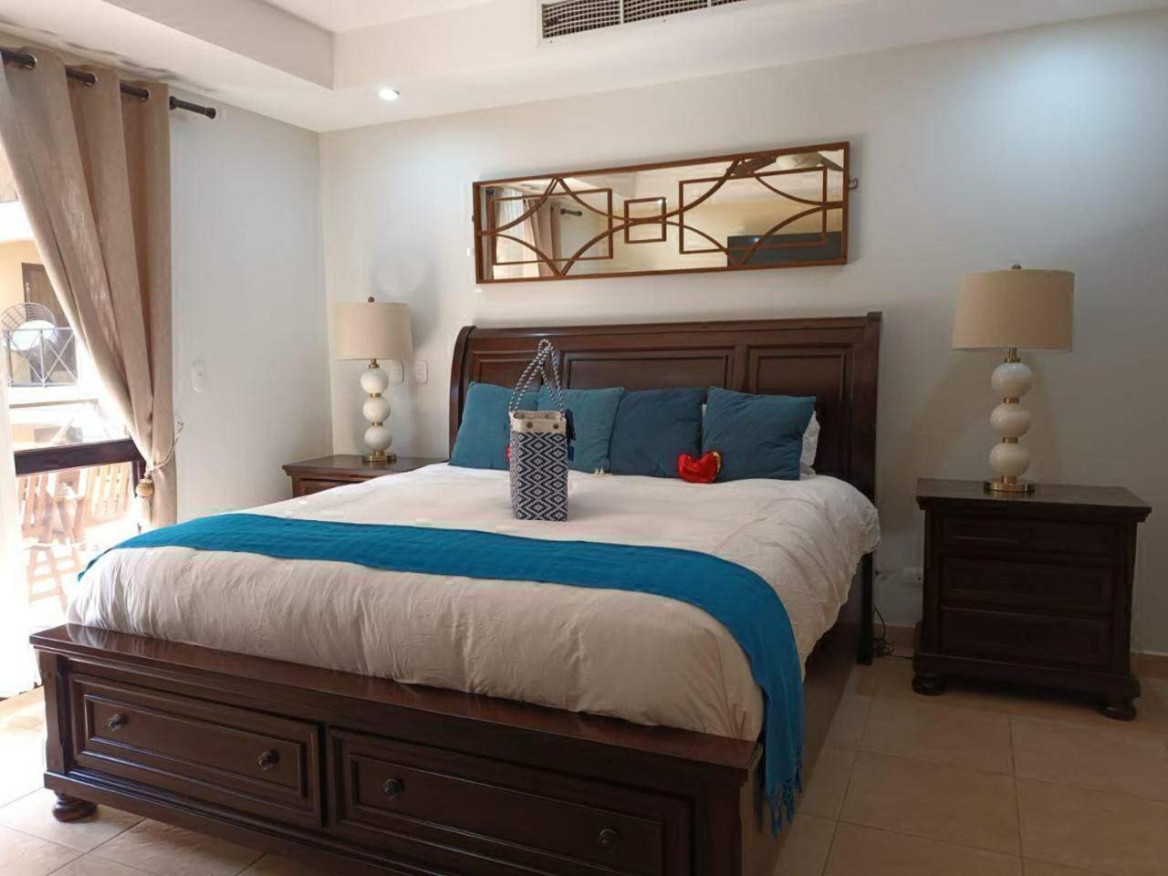 Apartamento De Lujo Las 3 Gotas Jaco, Frente Al Mar Con Vista A La Playa Exterior foto