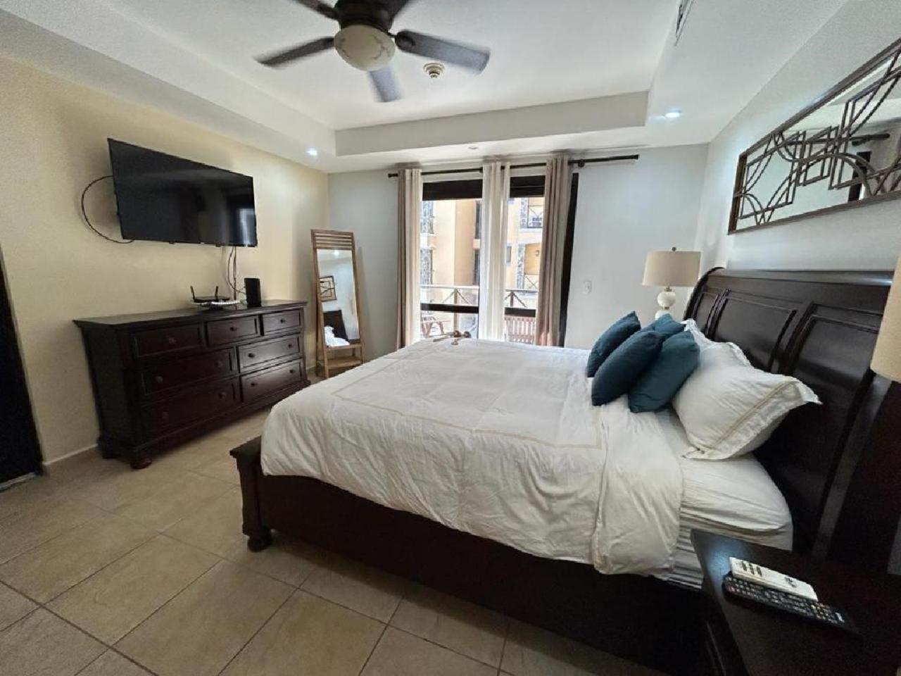 Apartamento De Lujo Las 3 Gotas Jaco, Frente Al Mar Con Vista A La Playa Exterior foto